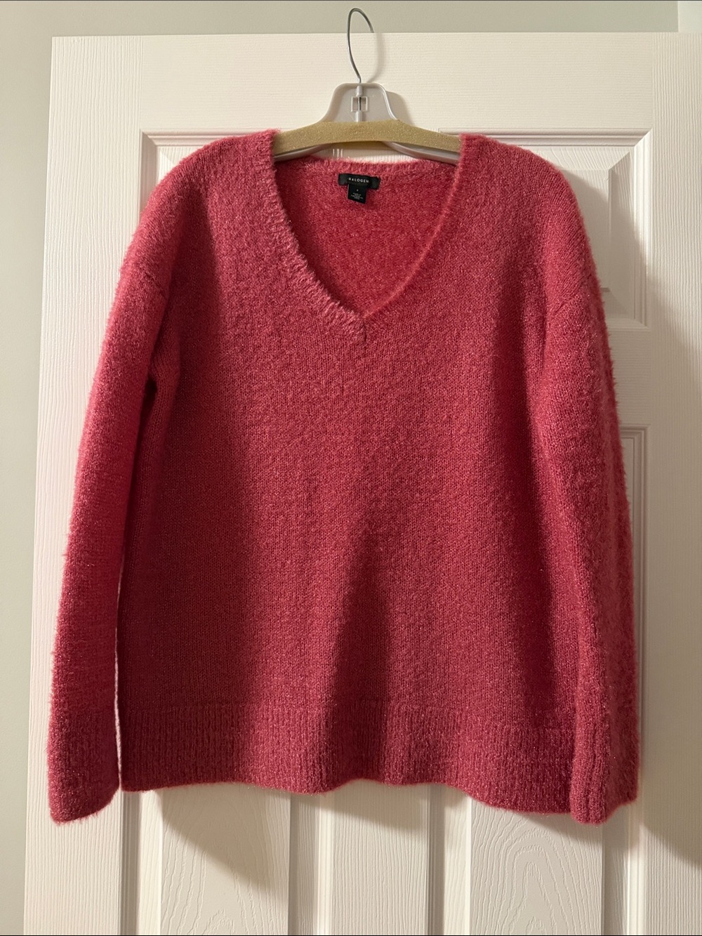 Halogen V-Neck Fuzzy Sweater in Rose size S
